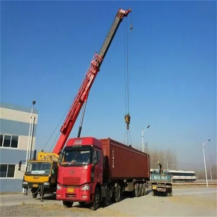 安庆迎江路灯高空安装如何选吊车？租赁费用、施工流程及安全规范全解析