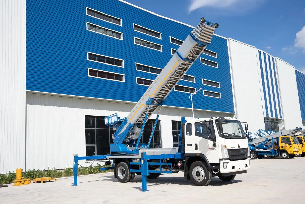 安庆迎江小型云梯车上料车租赁多少钱