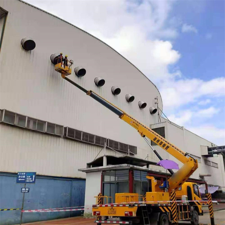 安庆迎江高空作业车出租服务：专业广告牌安装解决方案